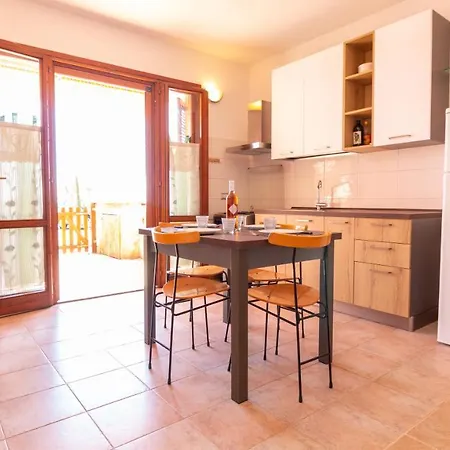 A Due Passi Dal Mare Nel Sinis-beachside Haven Appartement Funtana Meiga