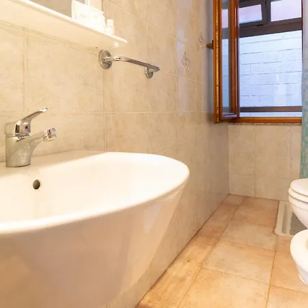 A Due Passi Dal Mare Nel Sinis-beachside Haven * Funtana Meiga