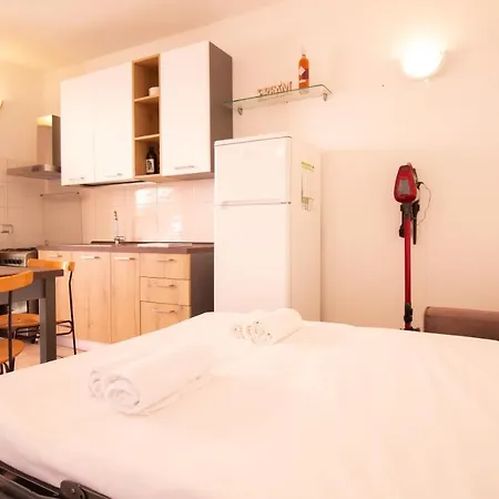 A Due Passi Dal Mare Nel Sinis-beachside Haven Appartement *